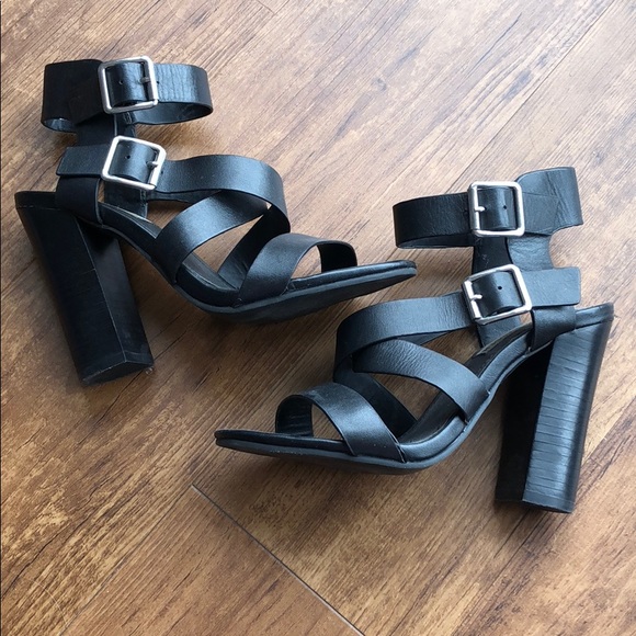 Steve Madden Shoes - Steve Madden Block Heel Sandal